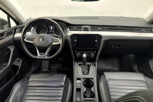 Volkswagen Passat bild 6