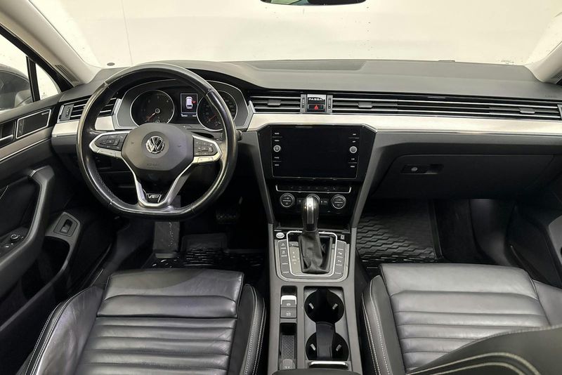 Volkswagen Passat bild 6