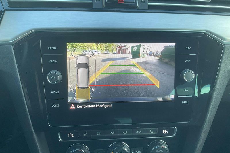 Volkswagen Passat bild 12