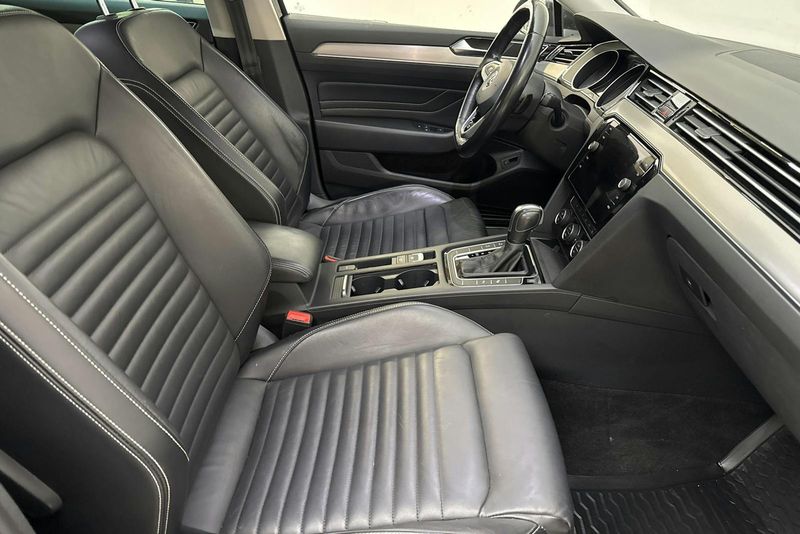 Volkswagen Passat bild 7