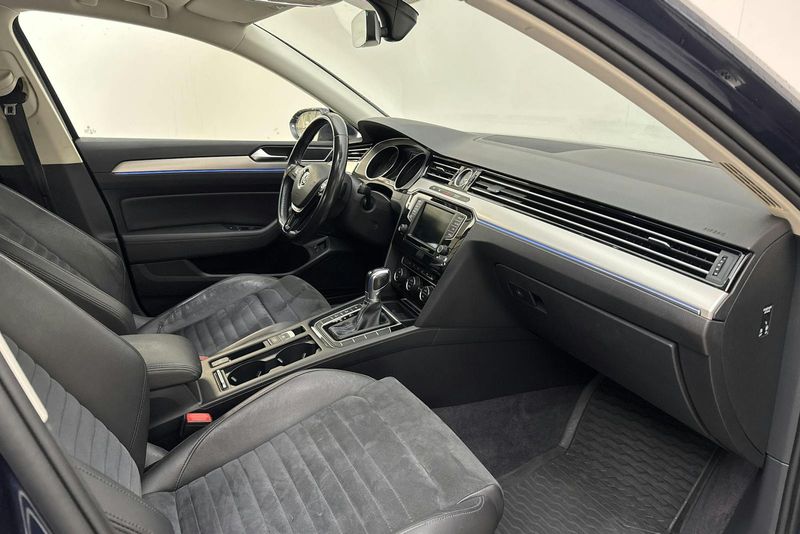 Volkswagen Passat bild 7
