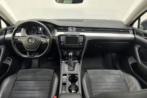 Volkswagen Passat bild 6