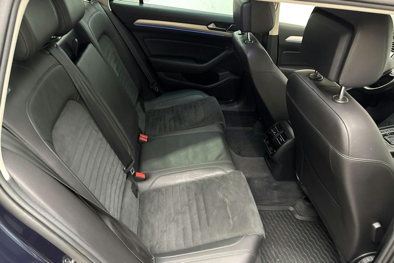 Volkswagen Passat bild 8