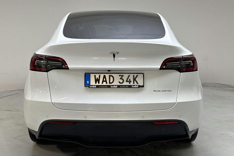 Tesla Model Y bild 5