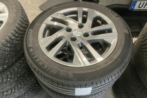 Peugeot 208 bild 11