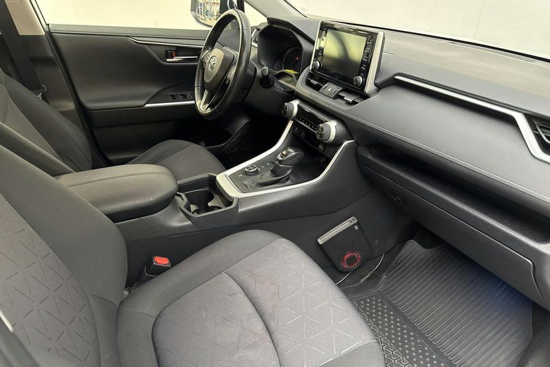 Toyota RAV4 bild 7