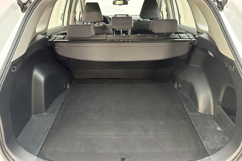 Toyota RAV4 bild 9