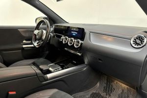 Mercedes EQA300 bild 7