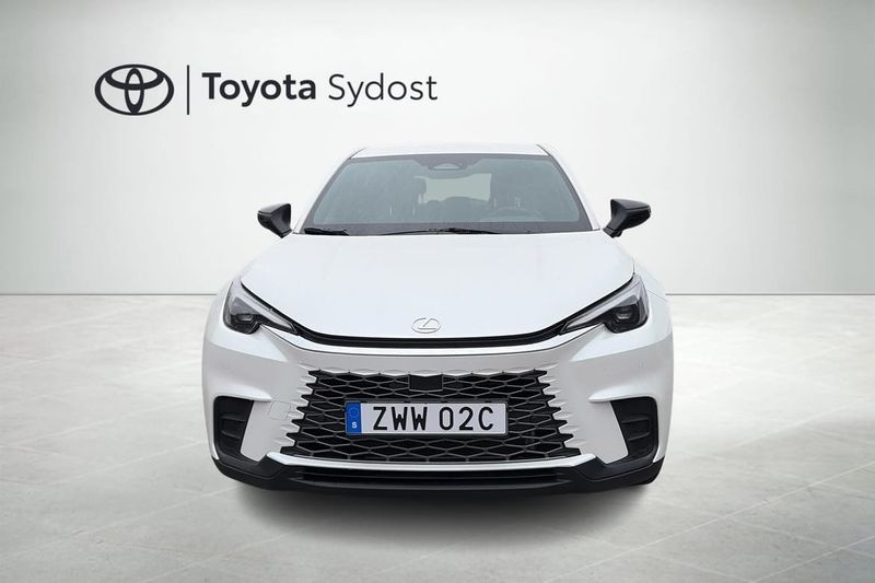 Lexus LBX bild 5