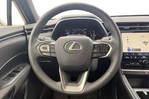 Lexus LBX bild 12