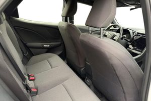 Lexus LBX bild 7