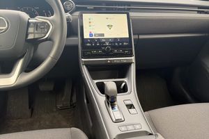 Lexus LBX bild 20