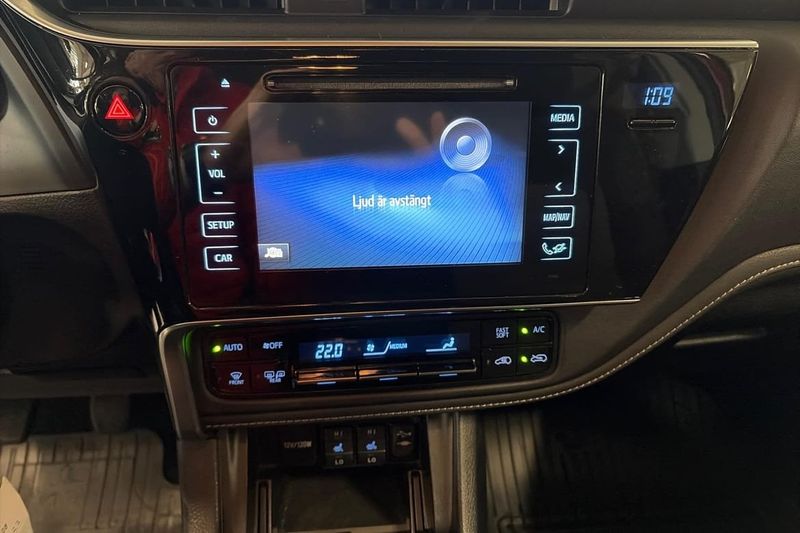 Toyota Auris bild 15