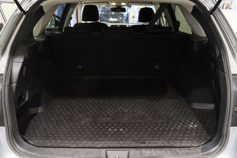 Subaru Outback bild 17