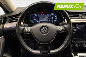 Volkswagen Passat bild 13