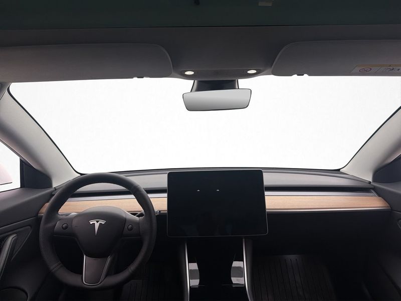 Tesla Model 3 bild 14
