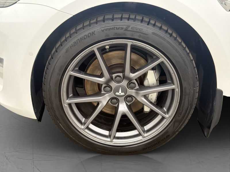 Tesla Model 3 bild 32
