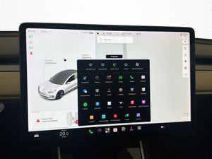 Tesla Model 3 bild 22