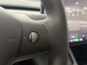 Tesla Model Y bild 20