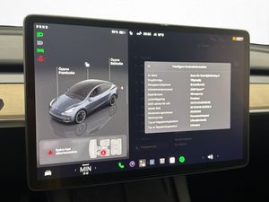 Tesla Model Y bild 28