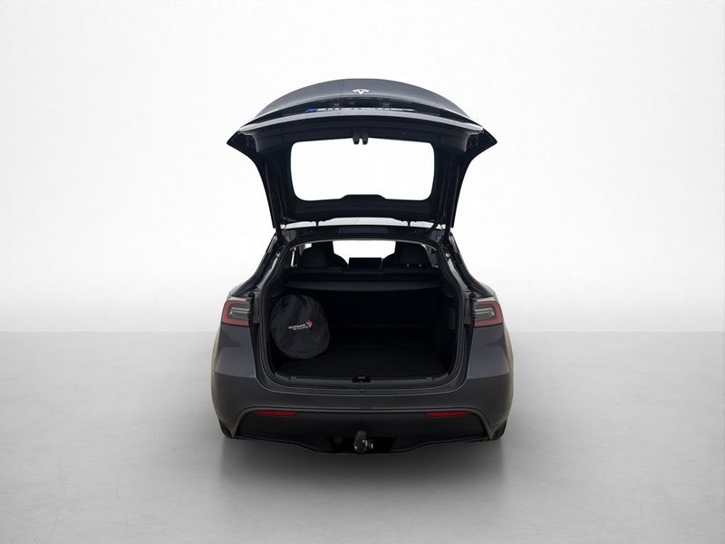 Tesla Model Y bild 30