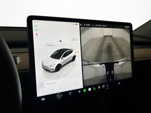 Tesla Model Y bild 24