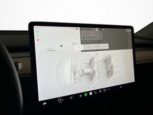 Tesla Model Y bild 26