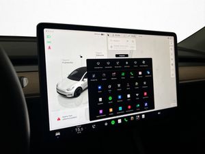 Tesla Model Y bild 23