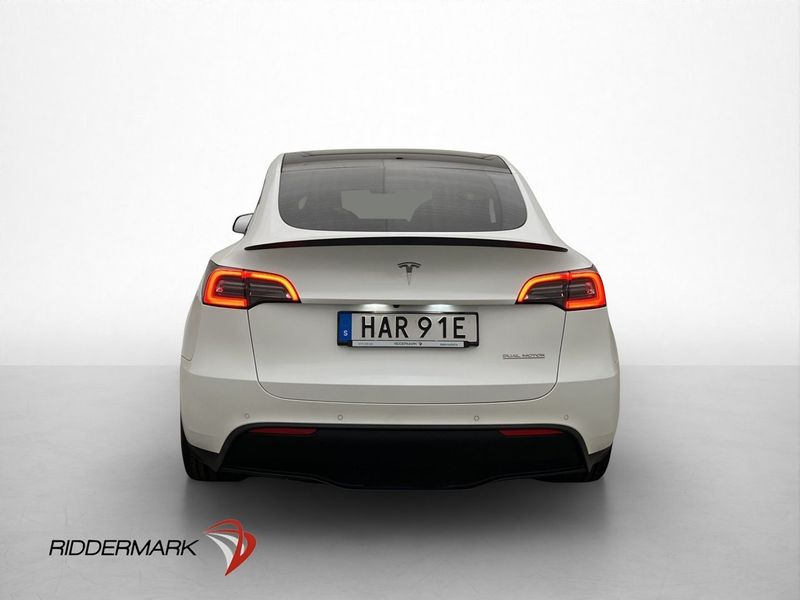 Tesla Model Y bild 8