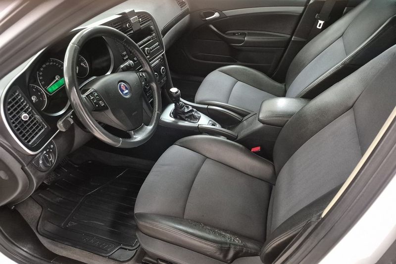 Saab 9-3 bild 7