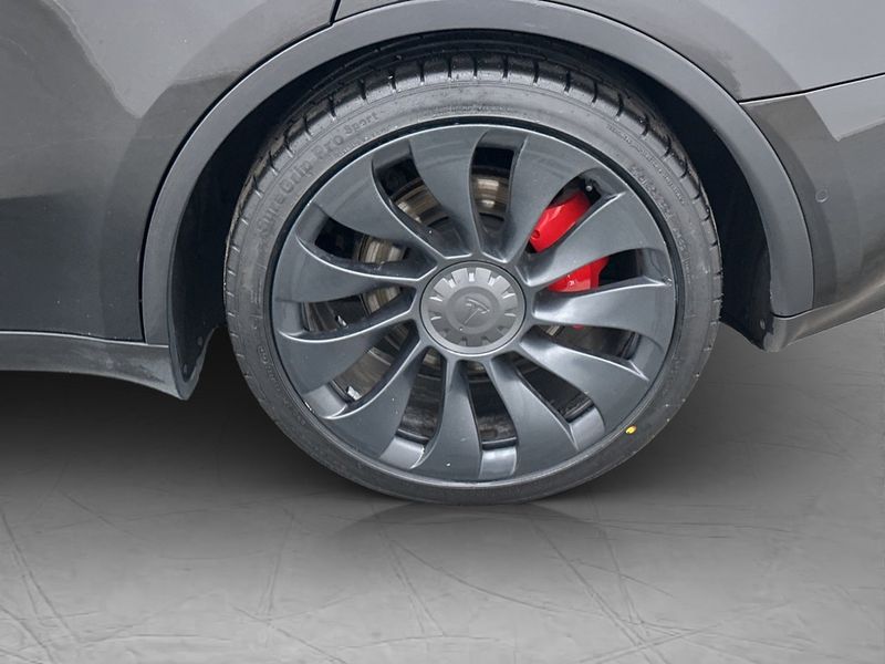 Tesla Model Y bild 34