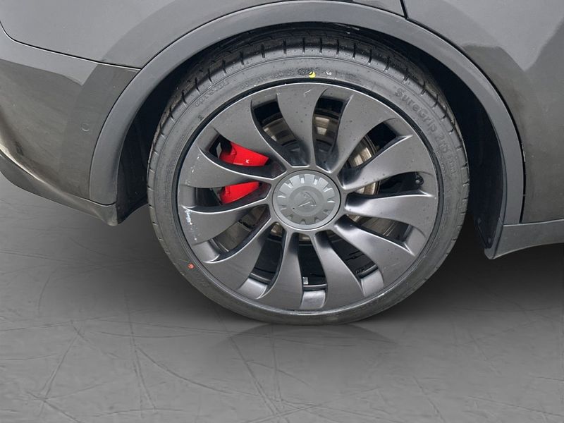 Tesla Model Y bild 35