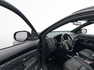 Mitsubishi Outlander bild 12
