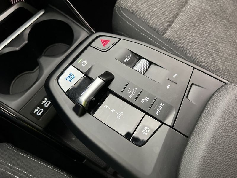 BMW iX1 bild 23