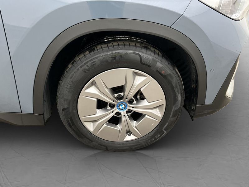 BMW iX1 bild 33