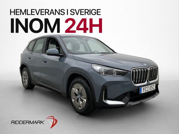 BMW iX1 xDrive30 306hk Head-Up 360° Kamera Navi CarPlay - 2023