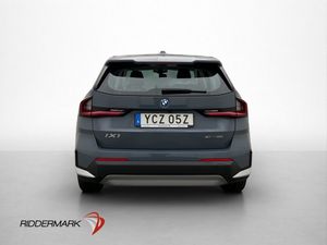 BMW iX1 bild 7