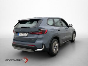 BMW iX1 bild 8