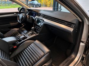Volkswagen Passat bild 6