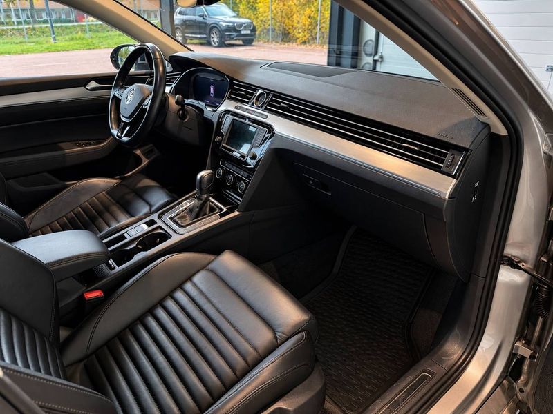 Volkswagen Passat bild 6