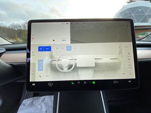 Tesla Model 3 bild 15