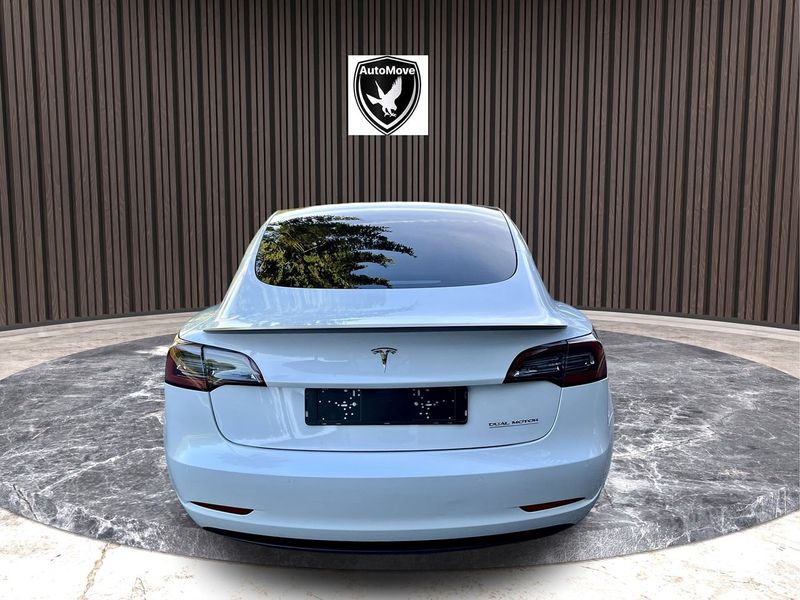 Tesla Model 3 bild 5