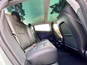 Tesla Model 3 bild 6