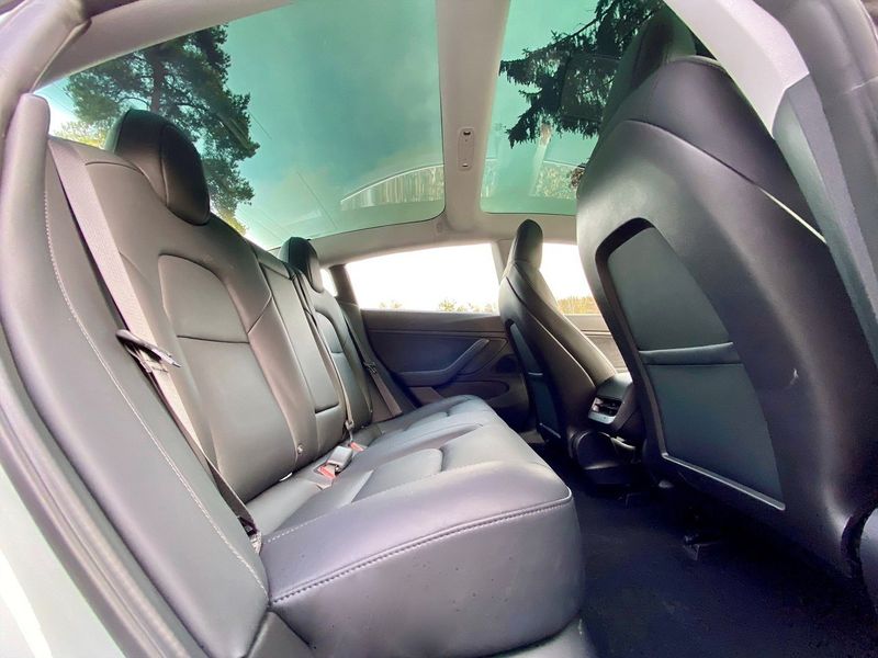 Tesla Model 3 bild 6