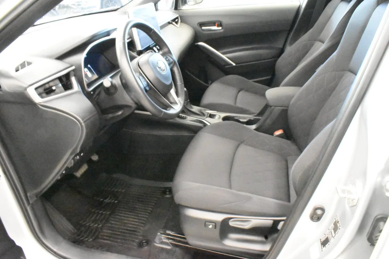 Toyota Corolla Cross bild 13