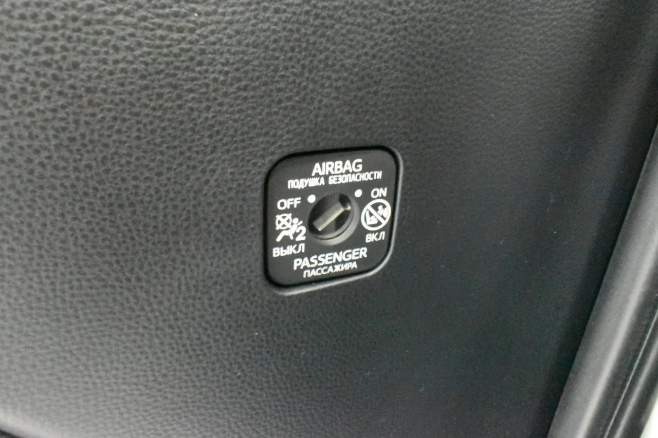 Toyota Corolla Cross bild 8