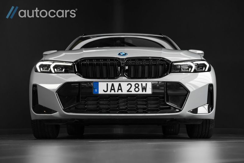 BMW 330 bild 12