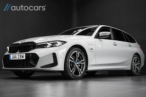 BMW 330 bild 8