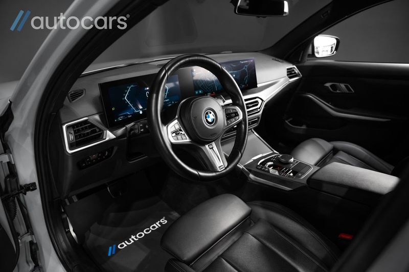 BMW 330 bild 17