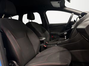 Ford Focus bild 12